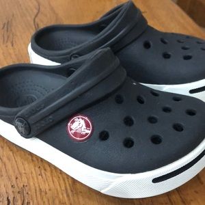 Crocs size 8 toddler in good condition